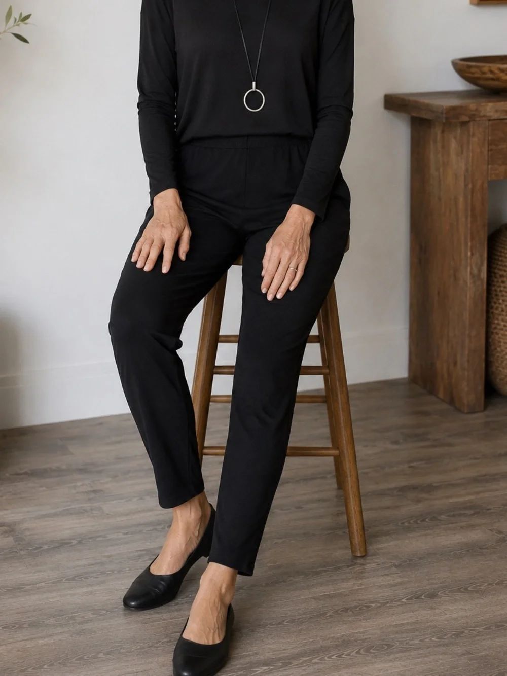 Eileen Fisher Black Stretch Jersey Pull On Pants Tapered Size M Minimalist